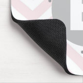 Pastel Pink Chevron and Dots Grey Monogram Muismat (Hoek)