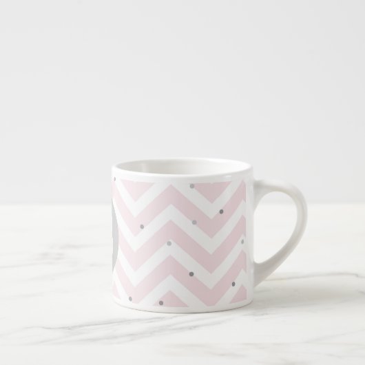Pastel Pink Chevron en Stippen Gray Monogram Espresso Kop (Rechts)