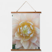 Pastel Pink Dahlia Bloom Floral Hangend Wandkleed (Voorkant)