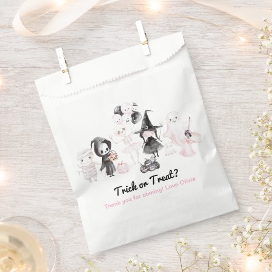 Pastel pink girl halloween birthday bedankzakje (Geknipt)