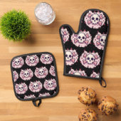 Pastel Pink Skull and Crossbones Ovenwant & Pannenlap Set (Top down)
