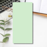 Pastel Pistache Solid Color | Klassiek | Elegant Magnetisch Notitieblok<br><div class="desc">Pastel Pistache Solid Color | Klassiek | Elegant | Trendy | Stijlvol | Cadeau</div>