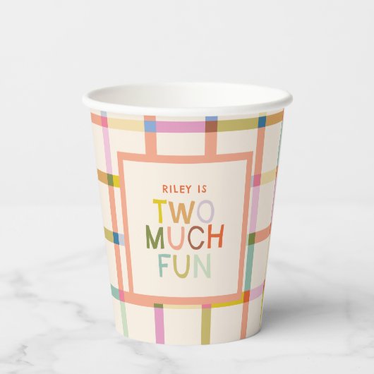 Pastel Plaid "Twee veel plezier" 2e verjaardag Cus Papieren Bekers (Achterkant)