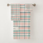 Pastel Plaid with name  Bad Handdoek (Insitu)