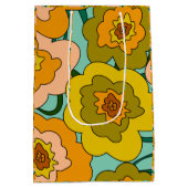 Pastel Poppies Wrapping Paper Bag Medium Cadeauzakje (Achterkant)