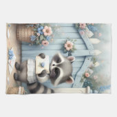 Pastel Raccoon Letter Garden Theedoek (Horizontaal)