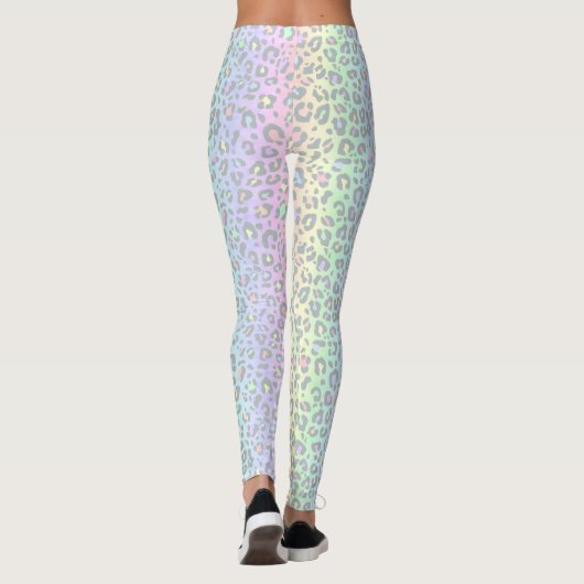Pastel Rainbow Leopard Print Leggings (Achterkant)