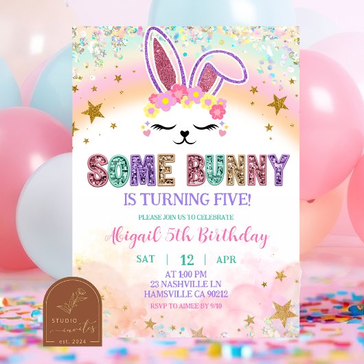 Pastel Rainbow Sequins Bunny Invitation Kaart