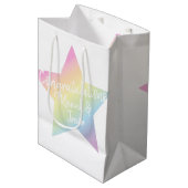 Pastel Rainbow Star-Baby shower Medium Cadeauzakje (Voorkant Gekanteld)