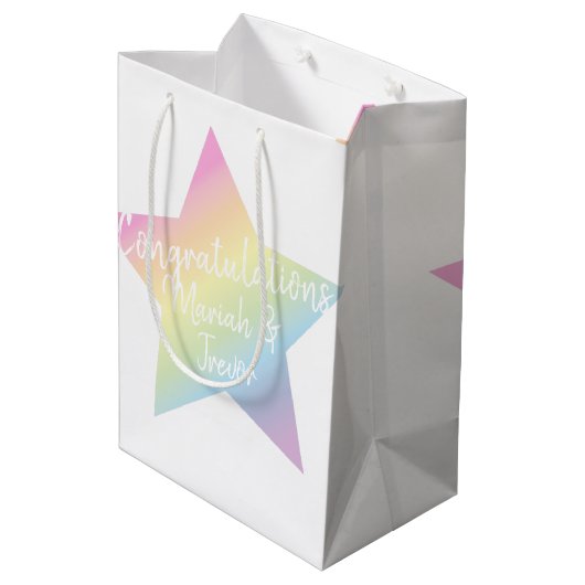 Pastel Rainbow Star-Baby shower Medium Cadeauzakje (Achterkant Gekanteld)