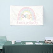 Pastel Regenboog 1e Verjaardagsfeestje Achtergrond Spandoek (Beurs)