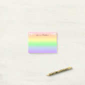 Pastel regenboog en sterren gepersonaliseerd post-it® notes (Op bureau)
