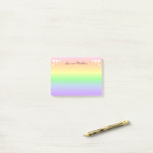 Pastel regenboog en sterren gepersonaliseerd post-it® notes (Op bureau)
