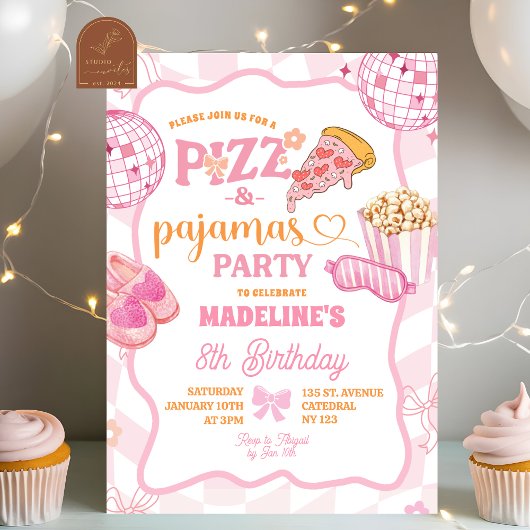 Pastel Retro Pizza en Pyjama Feestje Kaart