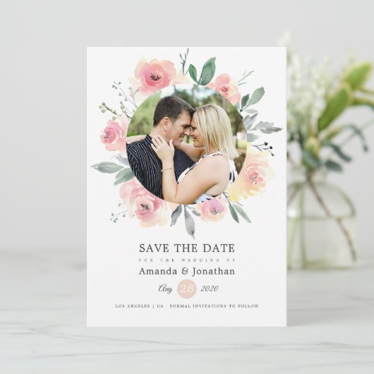 Pastel Roze Bloemige Trouwdag Save The Date (Staand voorkant)