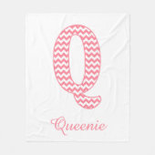 Pastel Roze Chevron Letter Q Design Fleece Deken (Voorkant)