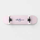  Pastel Roze Elegant Eenvoudig Schattige Monogramm Persoonlijk Skateboard (Horizontaal)