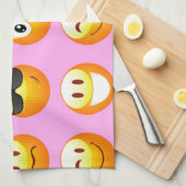 pastel roze emoji theedoek (Quarter Fold)