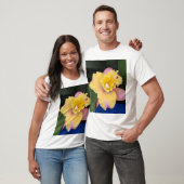 Pastel roze en gele orchidee t-shirt (Unisex)