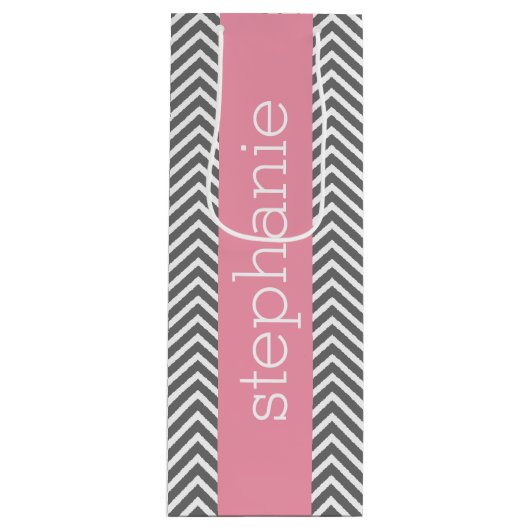 Pastel Roze en Grijze Chevrons Aangepaste naam Wijn Cadeautas (Voorkant)