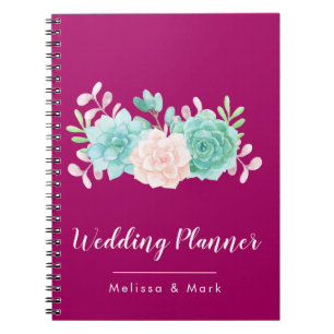 Pastel Roze en Groene Floral Bouquet op Magenta Te Notitieboek