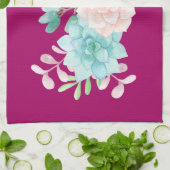 Pastel Roze en Groene Floral Bouquet op Magenta Te Theedoek (Gevouwen)