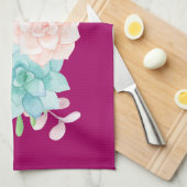 Pastel Roze en Groene Floral Bouquet op Magenta Te Theedoek (Quarter Fold)