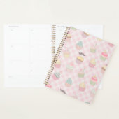 Pastel Roze Gingham Mooie Cupcakes Patroon Planner (Display)