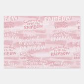 PASTEL ROZE GRIJS WITTE BLOEMEN & STREPEN INPAKPAPIER VEL (Voorkant)