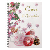 Pastel Roze Kerst Coco & Sprinkles Notitieboek (Voorkant)