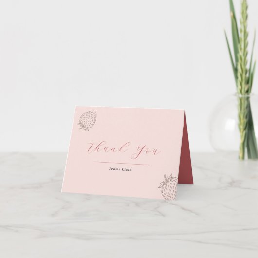 Pastel Roze Minimalistische Aardbei Verjaardag Bedankkaart (Voorkant)