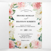 Pastel Roze Mooie Roze Bloemige Botanische Trouwfe Drieluik Aankondiging (Binnenkant midden)