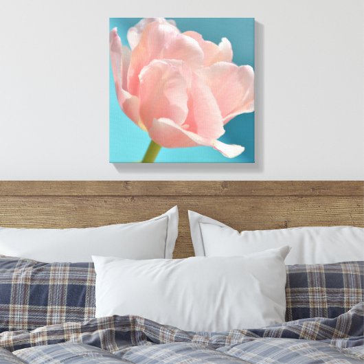 Pastel Roze Tulip Floral Botanische fotografie Canvas Afdruk (Insitu (Slaapkamer))