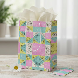 Pastel Roze Turquoise & Crème Geruit Bloemmotief Medium Cadeauzakje