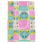 Pastel Roze Turquoise & Crème Geruit Bloemmotief Medium Cadeauzakje (Achterkant)