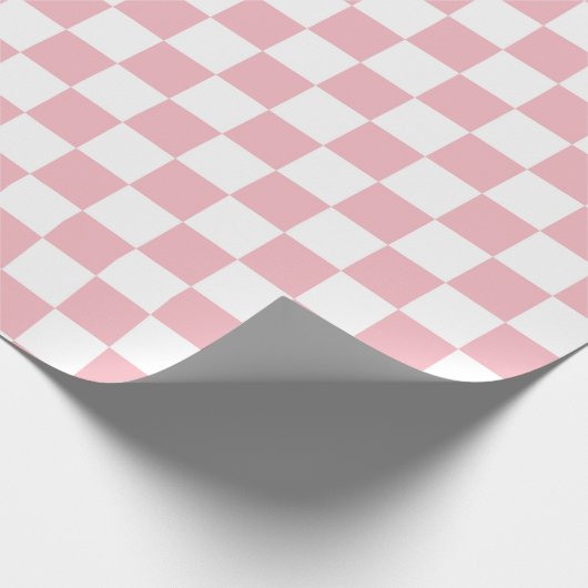 Pastel roze wit chequebord cadeaupapier (Hoek)