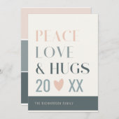 Pastel Scandi Blush Grey Peace Love & Hugs 2023 Feestdagenkaart (Voorkant / Achterkant)
