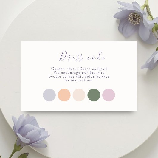  Pastel Script Wedding Attire Informatiekaartje