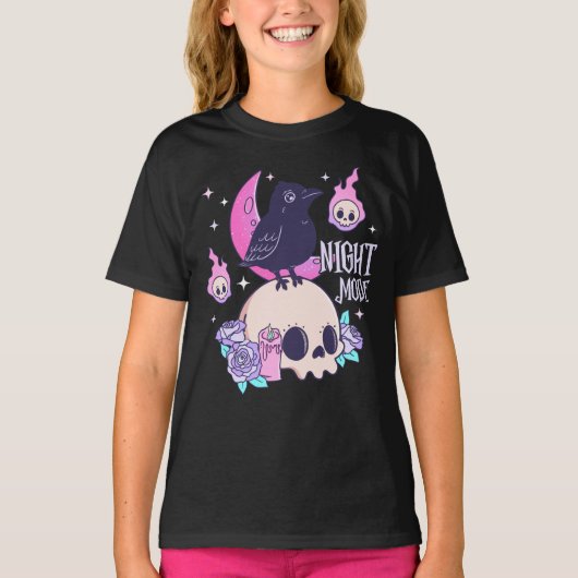 Pastel Skull and Crow Night Mode Goth T-shirt (Voorkant)
