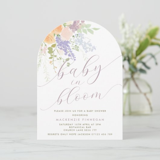 Pastel Spring Floral Arch Baby in Bloom Shower Kaart (Staand voorkant)