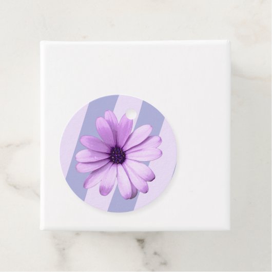 Pastel stripes pattern with Daisies Bedankjes Labels (In situ)