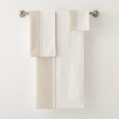 Pastel Stripes Variation 2 – Simple and Sleek Bad Handdoek (Insitu)