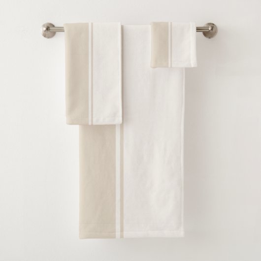 Pastel Stripes Variation 2 – Simple and Sleek Bad Handdoek (Insitu)