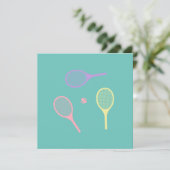 Pastel Tennis Rackets met Tennis Ball on Green Kaart (Staand voorkant)