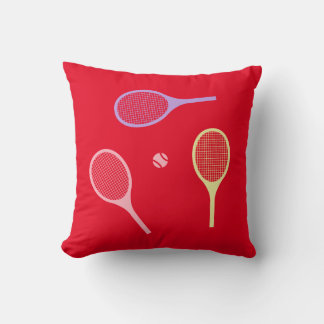 Pastel Tennis Rackets met Tennis Ball op Red Kussen