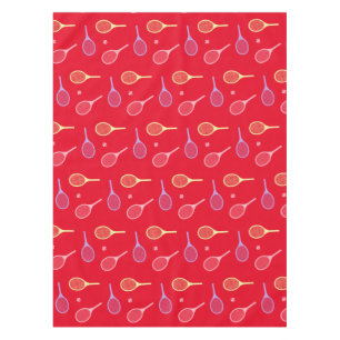 Pastel Tennis Rackets met Tennis Ball op Red Tafelkleed