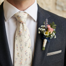 Pastel Tuinbruiloft met Wilde Bloemen