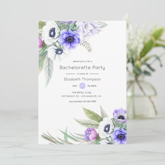 Pastel Violet en Plum Bloemen Bachelorette Party Kaart (Staand voorkant)