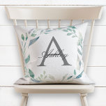 Pastel Waterverf Initiaal Monogram Kussen<br><div class="desc">Pastel Waterverf Initiaal Monogram Sierkussen . Deze mooie, elegante kussen bieden pastel een waterverf bladerblad dat het klassieke donkergrijze monogram initiaal lijst. De voornaam is geschreven over het monogram initiaal in een prachtig kalligrafiekscript. Het ontwerp is hetzelfde op zowel de voorzijde als de achterzijde. Het is een geweldig cadeau! Geweldig...</div>