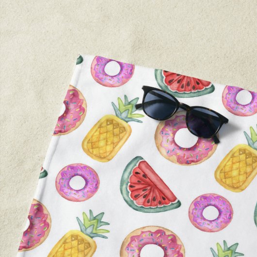 Pastel Waterverf Pool Float Patroon Strandlaken (In situ)